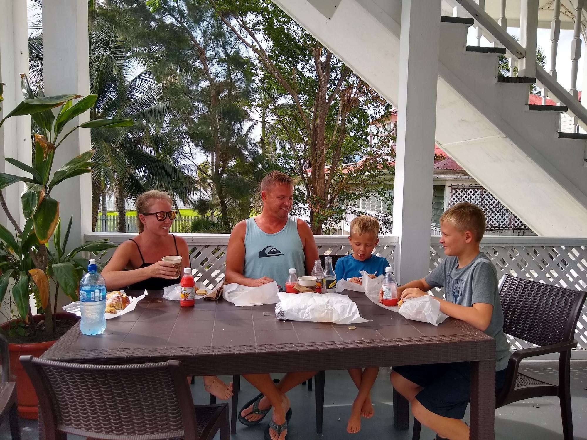 The Great House Inn Belize City Exterior photo